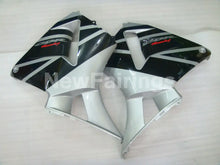 Laden Sie das Bild in den Galerie-Viewer, Silver and Black Factory Style - CBR600RR 05-06 Fairing Kit