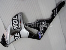 Laden Sie das Bild in den Galerie-Viewer, Silver and Black Repsol - CBR1000RR 06-07 Fairing Kit