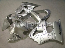 Laden Sie das Bild in den Galerie-Viewer, Silver Flame NINJA ZX 6R 00 02 Fairing Kit Vehicles &amp; Parts