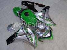 Bild in der Galerieansicht laden, Silver and Green DRIVE - CBR1000RR 08-11 Fairing Kit