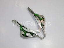 Laden Sie das Bild in den Galerie-Viewer, Silver and Green Factory Style - CBR600RR 07-08 Fairing Kit