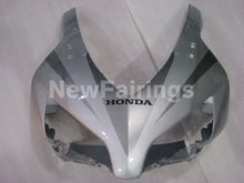 Laden Sie das Bild in den Galerie-Viewer, Silver Grey and Black Factory Style - CBR1000RR 04-05 Fairing Kit