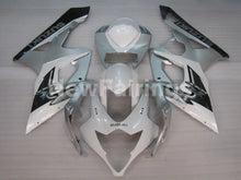 Bild in der Galerieansicht laden, Silver and White Black Factory Style - GSX-R1000 05-06 Fairing Kit