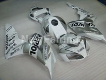 Laden Sie das Bild in den Galerie-Viewer, Silver and White Repsol - CBR1000RR 06-07 Fairing Kit