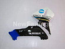 Laden Sie das Bild in den Galerie-Viewer, White and Black Blue Konica Minolta - CBR600RR 03-04 Fairing