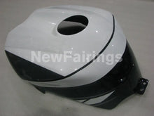 Laden Sie das Bild in den Galerie-Viewer, White and Black Monster - YZF-R1 04-06 Fairing Kit