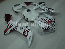 Laden Sie das Bild in den Galerie-Viewer, White and Red Flame - YZF-R1 04-06 Fairing Kit - Vehicles &amp;