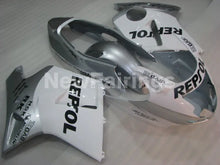 Laden Sie das Bild in den Galerie-Viewer, White and Silver Repsol - CBR 1100 XX 96-07 Fairing Kit -