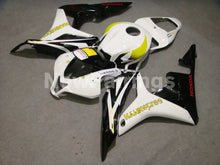 Laden Sie das Bild in den Galerie-Viewer, White and Yellow Black HANN Spree - CBR600RR 07-08 Fairing