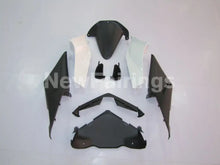 Laden Sie das Bild in den Galerie-Viewer, White and Black Blue Konica Minolta - CBR600RR 05-06 Fairing