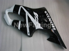 Laden Sie das Bild in den Galerie-Viewer, White and Black Factory Style - CBR600 F4 99-00 Fairing Kit