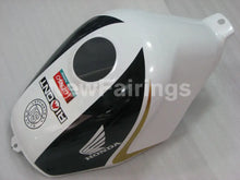 Laden Sie das Bild in den Galerie-Viewer, White and Black PlayBoy - CBR600 F3 97-98 Fairing Kit