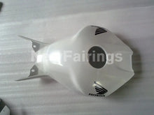 Laden Sie das Bild in den Galerie-Viewer, White with black Repsol - CBR1000RR 04-05 Fairing Kit