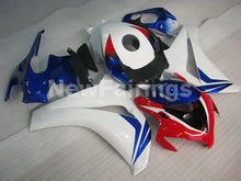 Laden Sie das Bild in den Galerie-Viewer, White and Blue Red No decals - CBR1000RR 08-11 Fairing Kit