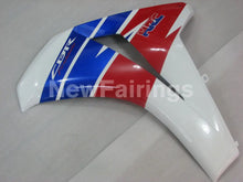 Laden Sie das Bild in den Galerie-Viewer, White Blue and Red Factory Style - CBR1000RR 08-11 Fairing