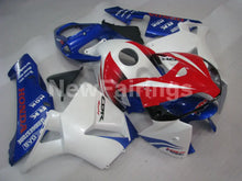 Laden Sie das Bild in den Galerie-Viewer, White Blue and Red Factory Style - CBR600RR 05-06 Fairing Kit