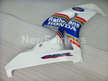 Laden Sie das Bild in den Galerie-Viewer, White and Blue Rothmans - CBR1000RR 06-07 Fairing Kit