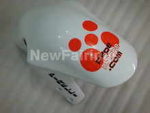 Laden Sie das Bild in den Galerie-Viewer, White and Blue Yellow Dark Dog - GSX-R600 01-03 Fairing Kit