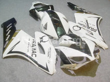 Laden Sie das Bild in den Galerie-Viewer, White and Green Black PRAMAC - CBR1000RR 04-05 Fairing Kit