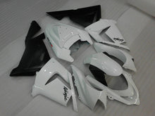 Bild in der Galerieansicht laden, White and Matte Black Factory Style - NINJA ZX-10R 04-05 Fairing Kit