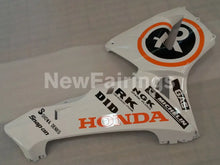 Laden Sie das Bild in den Galerie-Viewer, White and Orange Black Repsol - CBR600RR 05-06 Fairing Kit