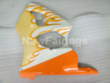 Laden Sie das Bild in den Galerie-Viewer, White and Orange Flame NINJA ZX 6R 00 02 Fairing Kit