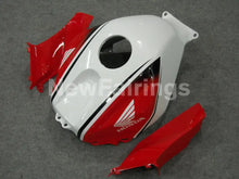 Laden Sie das Bild in den Galerie-Viewer, White and Red Black Lee - CBR600RR 05-06 Fairing Kit