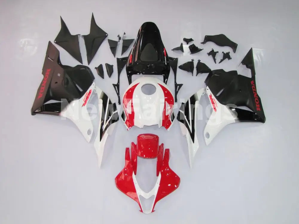 White and Red Factory Style - CBR600RR 09-12 Fairing Kit