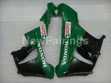 Laden Sie das Bild in den Galerie-Viewer, White and Red Green Castrol - CBR 929 RR 00-01 Fairing Kit