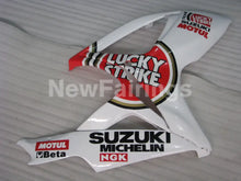 Laden Sie das Bild in den Galerie-Viewer, White and Red Lucky Strike - GSX-R750 06-07 Fairing Kit