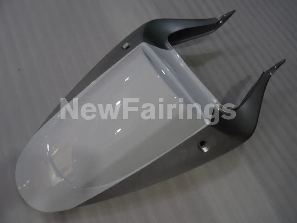 White Silver and Black Factory Style - GSX-R600 01-03 Fairing Kit