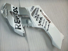 Laden Sie das Bild in den Galerie-Viewer, White and Silver Repsol - CBR1000RR 04-05 Fairing Kit