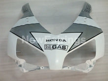 Laden Sie das Bild in den Galerie-Viewer, White and Silver Repsol - CBR1000RR 04-05 Fairing Kit