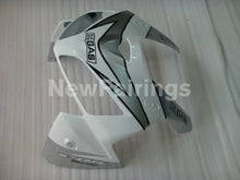 Laden Sie das Bild in den Galerie-Viewer, White and Silver Repsol - CBR600RR 05-06 Fairing Kit -