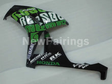 Laden Sie das Bild in den Galerie-Viewer, Yellow and Green Black Rossi - CBR1000RR 06-07 Fairing Kit