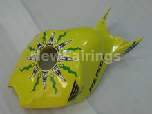 Laden Sie das Bild in den Galerie-Viewer, Yellow and Green Black Rossi - CBR1000RR 06-07 Fairing Kit